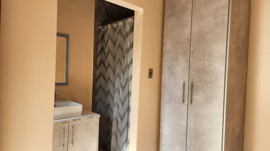 5 Bedroom Property for Sale in Waterkloof A H North West